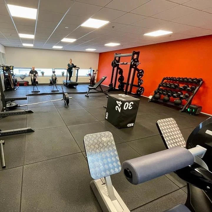 Flatline PRO Solid Grey Garage Gym Flooring Set – 13m², 20mm